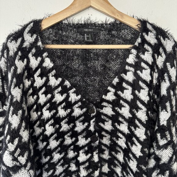 Forever 21 Clueless Cozy Eyelash Knit Crop Sweater Houndstooth Button Cardigan L - Picture 3 of 10
